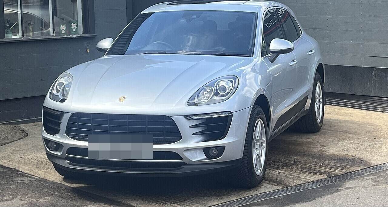 Rhodium Silver Porsche Macan S Diesel