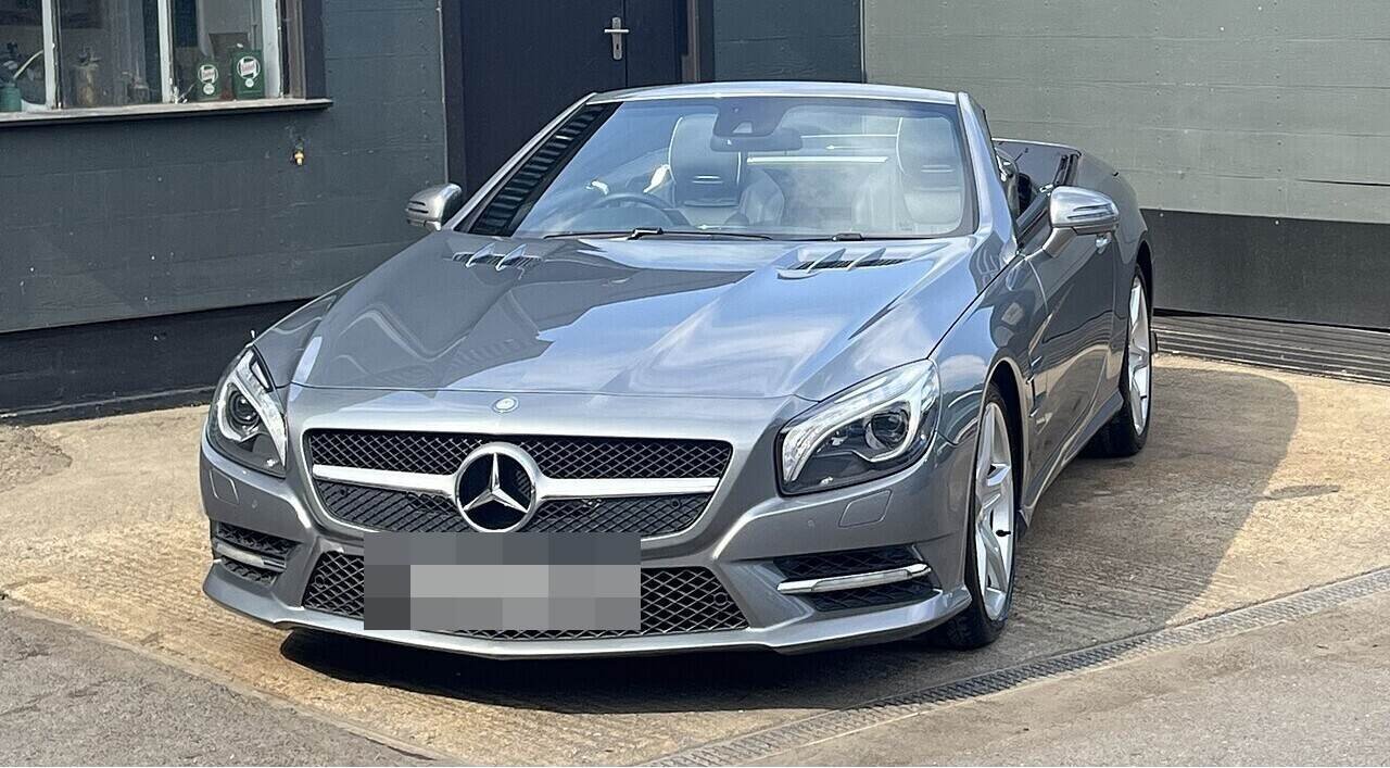 Palladium Silver Mercedes-Benz SL500