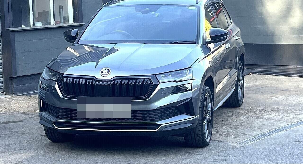 Graphite Grey Skoda Karoq SportLine